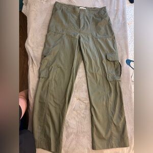 A&F Women’s Mid-Rise Olive Cargo Pants